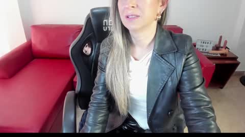          online show from 28, 1, 2025