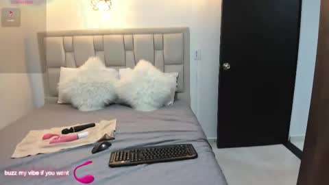 Snapshot of chanell__toledo chatting on 6, 3, 2026 Chanel online show from 6, 3, 2026