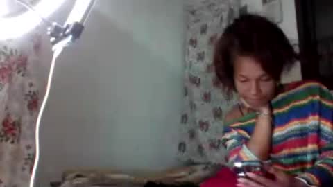 Chaniee online show from 28, 7, 2026