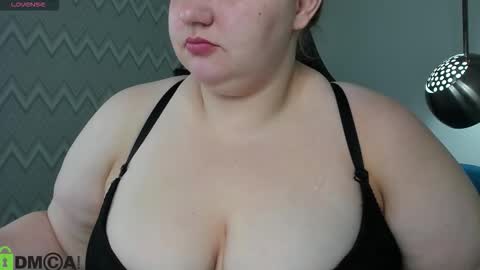Snapshot of channaa_le chatting on 18, 9, 2025 channaa_le online show from 18, 9, 2025