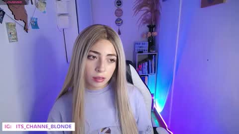 channel_blonde_a online show from 21, 10, 2025