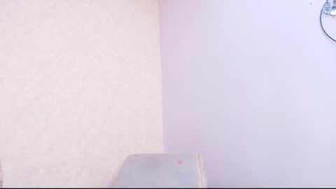 Raquel  online show from 24, 10, 2025