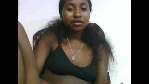 Snapshot of chantale483461 chatting on 21, 4, 2026 chantale483461 online show from 21, 4, 2026