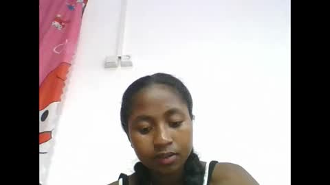 Snapshot of chantale483461 chatting on 25, 4, 2026 chantale483461 online show from 25, 4, 2026