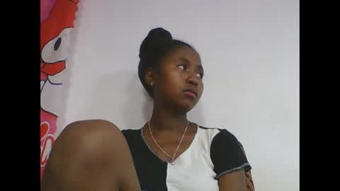 Snapshot of chantale483461 chatting on 26, 4, 2026 chantale483461 online show from 26, 4, 2026