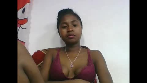 Snapshot of chantale483461 chatting on 1, 5, 2026 chantale483461 online show from 1, 5, 2026