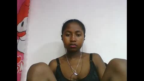 Snapshot of chantale483461 chatting on 7, 5, 2026 chantale483461 online show from 7, 5, 2026