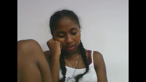 Snapshot of chantale483461 chatting on 12, 5, 2026 chantale483461 online show from 12, 5, 2026