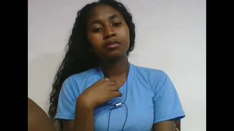 Snapshot of chantale483461 chatting on 15, 5, 2026 chantale483461 online show from 15, 5, 2026
