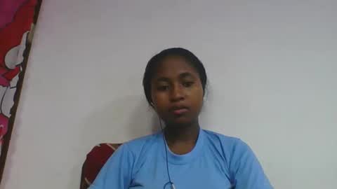 Snapshot of chantale483461 chatting on 19, 5, 2026 chantale483461 online show from 19, 5, 2026