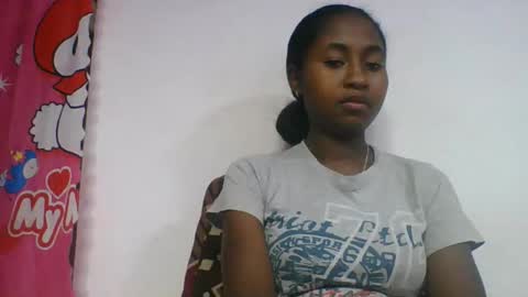 Snapshot of chantale483461 chatting on 21, 5, 2026 chantale483461 online show from 21, 5, 2026