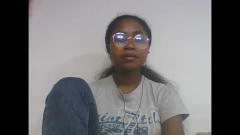 Snapshot of chantale483461 chatting on 22, 5, 2026 chantale483461 online show from 22, 5, 2026