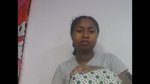 Snapshot of chantale483461 chatting on 27, 5, 2026 chantale483461 online show from 27, 5, 2026