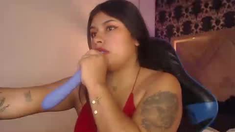 Snapshot of chantalpetit chatting on 7, 7, 2026 chantalpetit online show from 7, 7, 2026