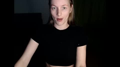 Snapshot of chanti_lovee chatting on 11, 3, 2025 We Vibe Device that vibrates at the sound of Tips and makes me wet. vibe lush edging daddy lovense online show from 11, 3, 2025