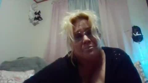 Snapshot of chaosangel33 chatting on 31, 12, 2024 Ms. Behaving online show from 31, 12, 2024