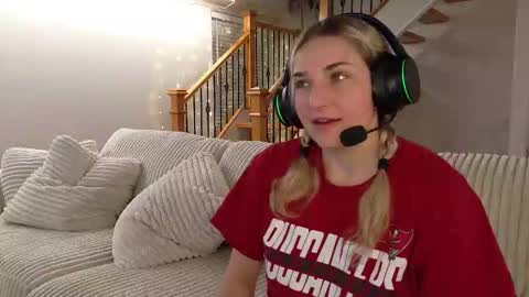 char  online show from 3, 3, 2026