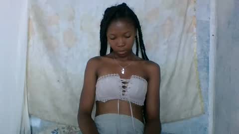 Snapshot of chariola0101 chatting on 24, 1, 2025 chariola0101 online show from 24, 1, 2025