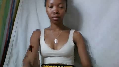 Snapshot of chariola0101 chatting on 2, 2, 2025 chariola0101 online show from 2, 2, 2025