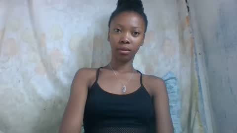 Snapshot of chariola0101 chatting on 3, 2, 2025 chariola0101 online show from 3, 2, 2025