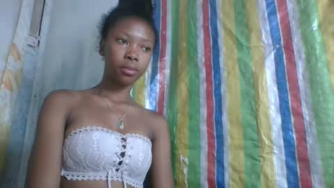 Snapshot of chariola0101 chatting on 7, 2, 2025 chariola0101 online show from 7, 2, 2025