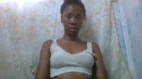 Snapshot of chariola0101 chatting on 9, 2, 2025 chariola0101 online show from 9, 2, 2025
