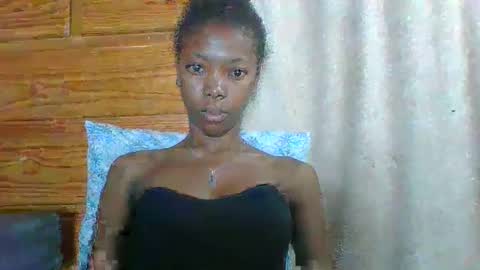 Snapshot of chariola0101 chatting on 23, 2, 2025 chariola0101 online show from 23, 2, 2025