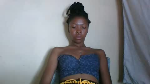 Snapshot of chariola0101 chatting on 2, 3, 2025 chariola0101 online show from 2, 3, 2025