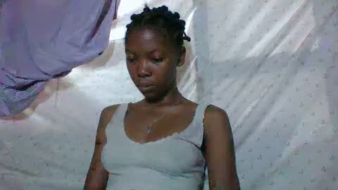 Snapshot of chariola0101 chatting on 5, 3, 2025 chariola0101 online show from 5, 3, 2025