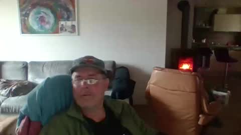 Snapshot of charles6064 chatting on 11, 2, 2025 charles6064 online show from 11, 2, 2025