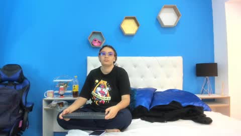 Charles y Elara online show from 9, 2, 2025