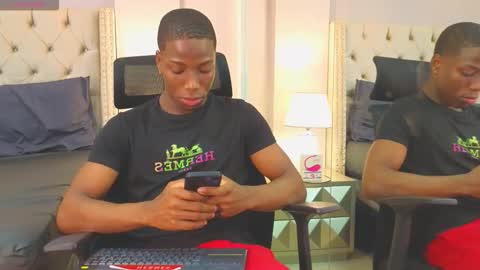 charlesbrown_ online show from 19, 11, 2025