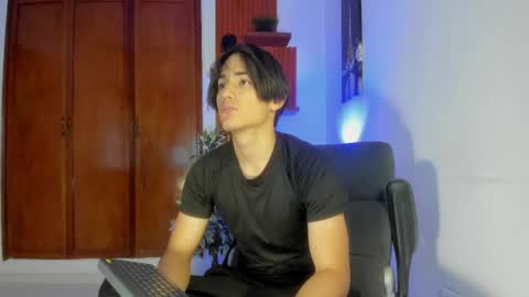 Snapshot of charley_morgan chatting on 10, 3, 2025 charley_morgan online show from 10, 3, 2025