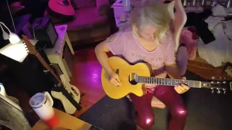 Charli online show from 16, 1, 2025