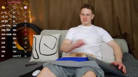 Snapshot of charlie_smiley chatting on 6, 5, 2026 Charlie Smiley online show from 6, 5, 2026