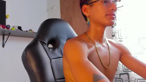 Charles Russo online show from 10, 12, 2024