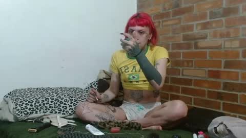Snapshot of charlotbelucci_ chatting on 1, 5, 2026 Ale punky online show from 1, 5, 2026