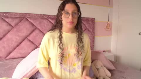 You honey online show from 9, 3, 2025