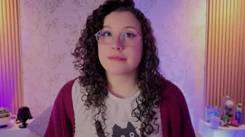 Snapshot of charlote__miller chatting on 17, 5, 2026 You honey online show from 17, 5, 2026