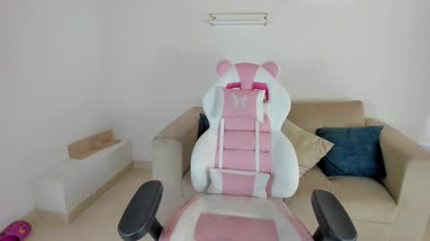    online show from 23, 9, 2025