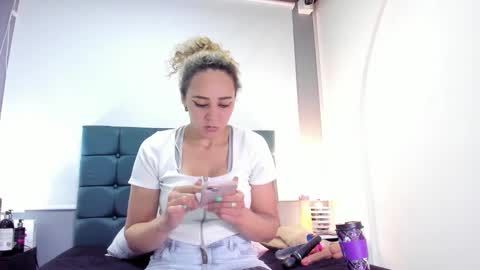 Charlott online show from 15, 10, 2025