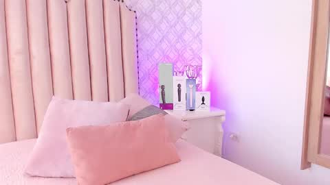 Snapshot of charlotte__08 chatting on 30, 1, 2025 Charlotte online show from 30, 1, 2025