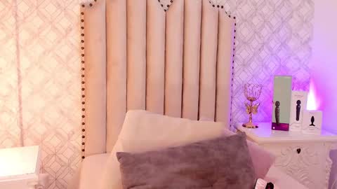 Snapshot of charlotte__08 chatting on 16, 2, 2025 Charlotte online show from 16, 2, 2025