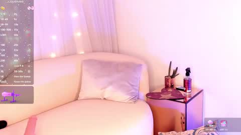 Snapshot of charlotte__08 chatting on 19, 2, 2025 Charlotte online show from 19, 2, 2025