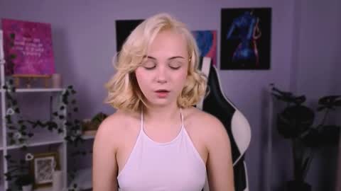 charlotte_colinss online show from 6, 10, 2025