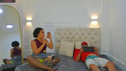 Snapshot of charlotte_dante212 chatting on 29, 5, 2026 charlottte y dante online show from 29, 5, 2026