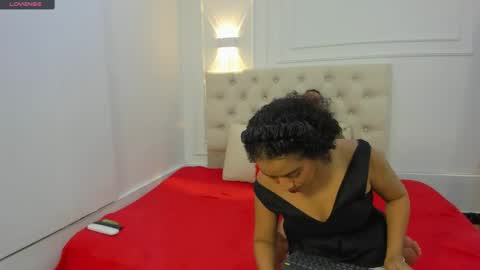 Snapshot of charlotte_dante212 chatting on 5, 6, 2026 charlottte y dante online show from 5, 6, 2026