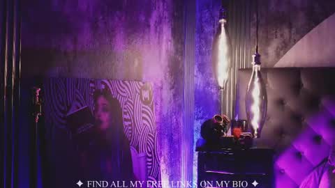 Charlotte online show from 11, 4, 2026