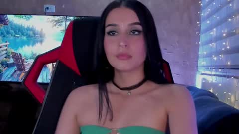 Charlotte  online show from 23, 2, 2025