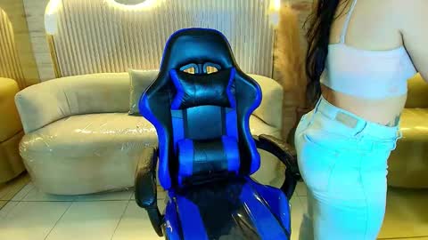 Charlotte  online show from 8, 1, 2026